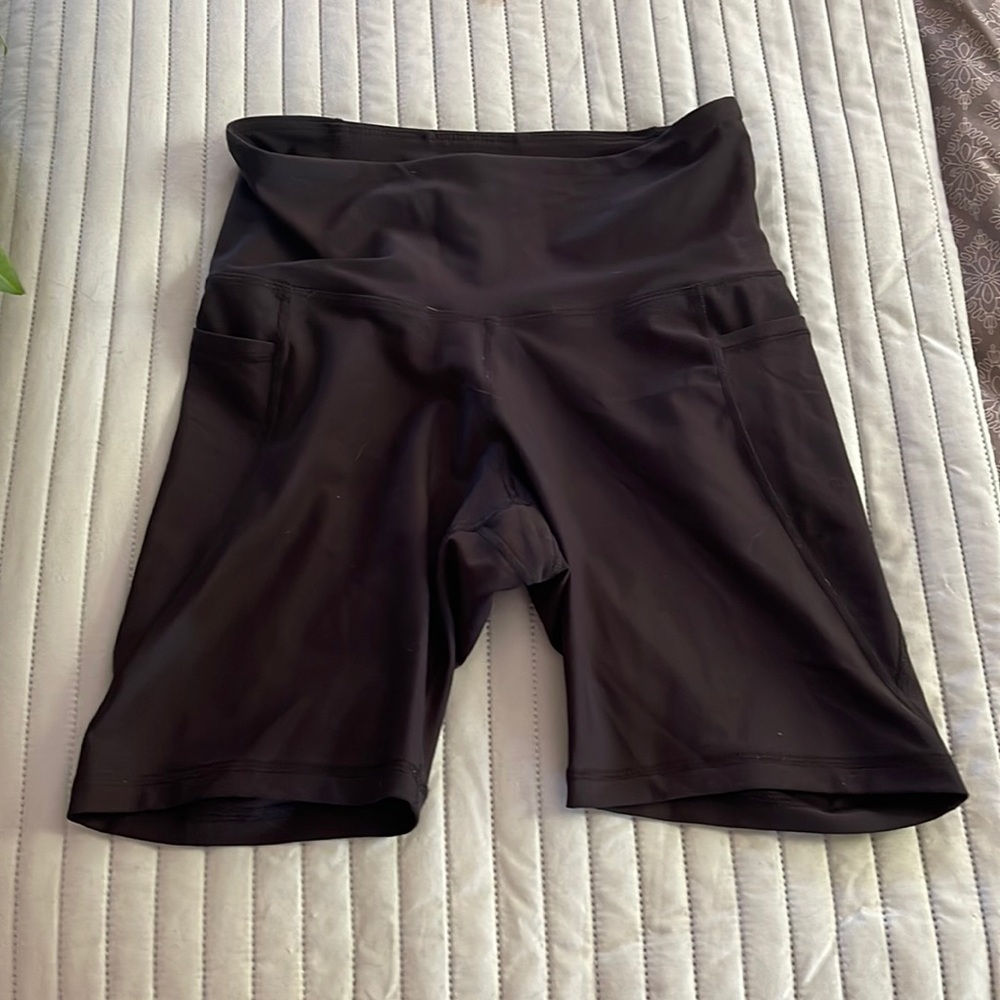 Biker shorts with pockets.